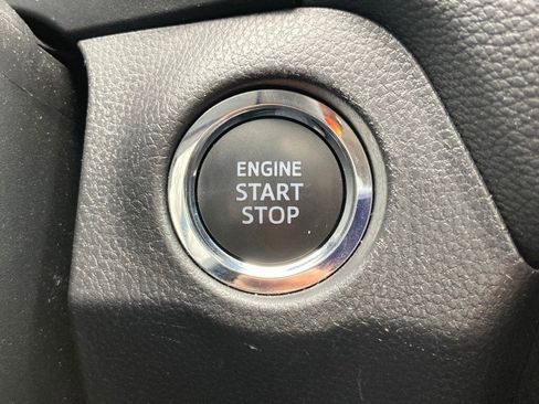 Used 2025 Toyota RAV4 Limited image 19