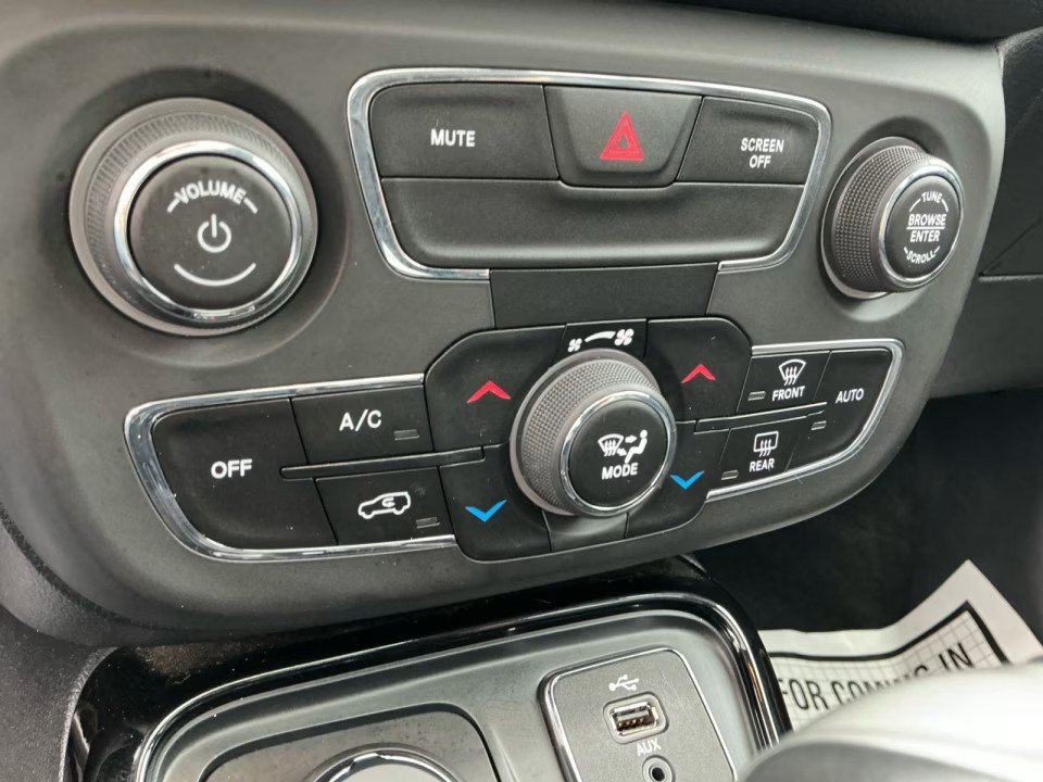 Used 2017 Jeep Compass Limited AWD/4WD image 17