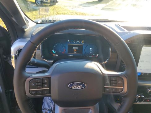 New 2025 Ford F150 Lariat w/ Equipment Group 501A Mid image 13