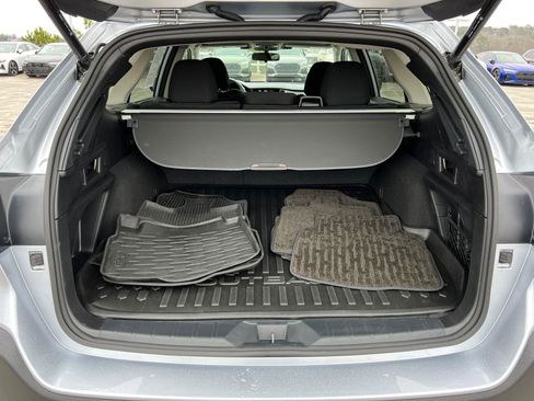 Used 2023 Subaru Outback Premium image 18
