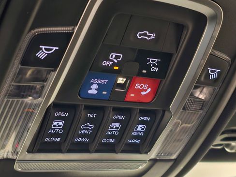 Used 2019 RAM 1500 Limited AWD/4WD image 28