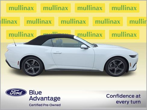 Used 2025 Ford Mustang Premium RWD image 2