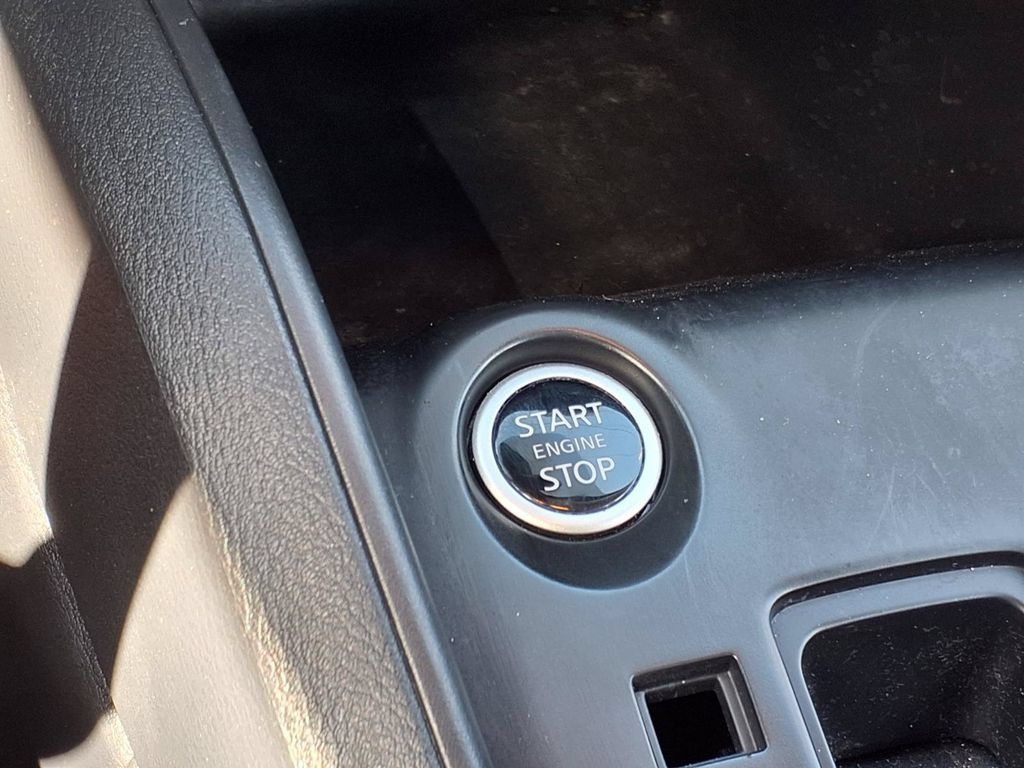 Used 2025 Nissan Kicks Play S FWD image 14