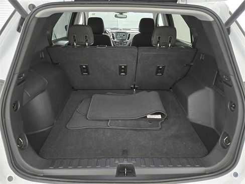Used 2019 Chevrolet Equinox LT image 14