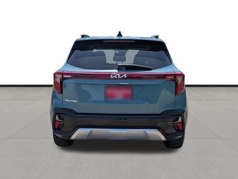 Used 2025 Kia Seltos EX FWD image 6