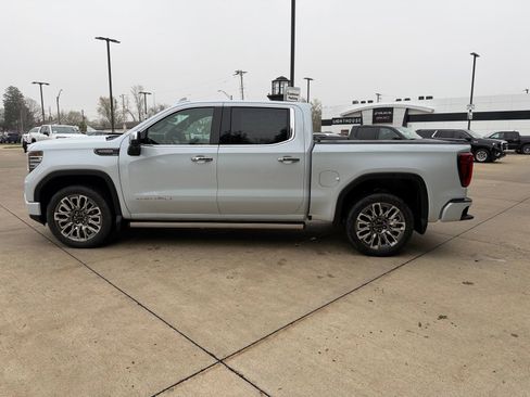 New 2026 GMC Sierra 1500 Denali Ultimate AWD/4WD image 8