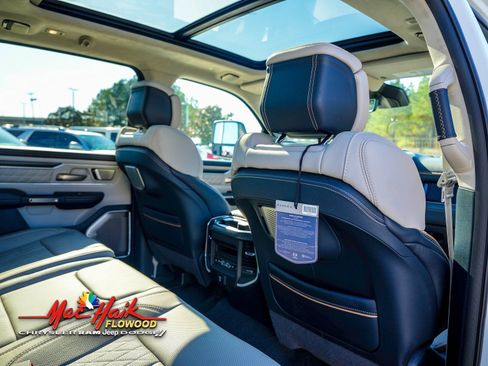 Used 2025 RAM 1500 Tungsten w/ Towing Technology Group image 14