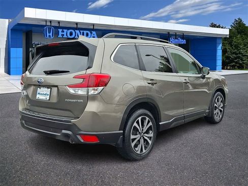 Used 2020 Subaru Forester Limited image 24