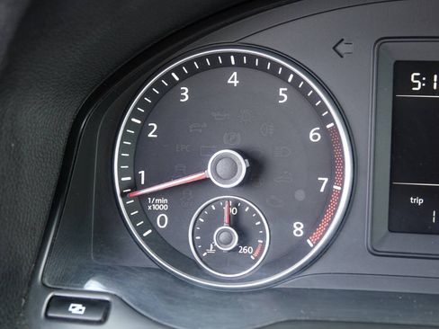 Used 2010 Volkswagen Jetta Limited Edition FWD image 81