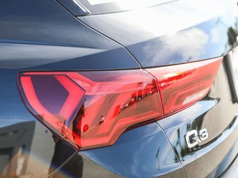 Used 2024 Audi Q3 2.0T Premium w/ Convenience Package image 8