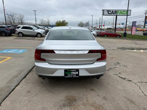 Used 2017 Volvo S90 T5 Momentum w/ Protection Package FWD image 11