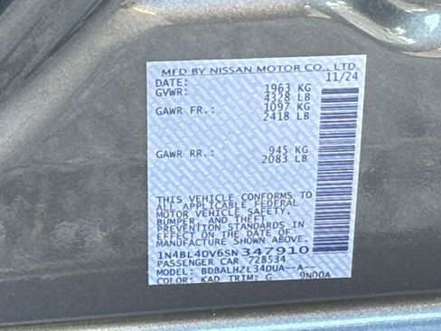 Used 2025 Nissan Altima 2.5 SV FWD image 23