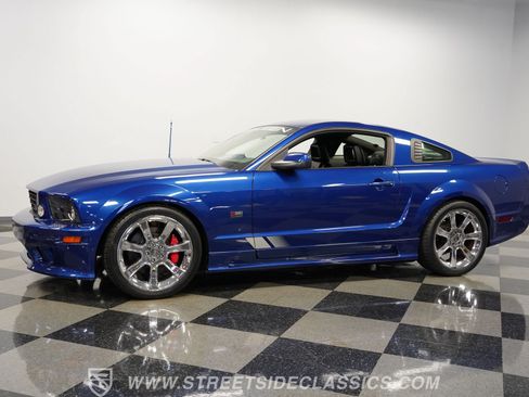 Used 2006 Ford Mustang GT RWD image 7
