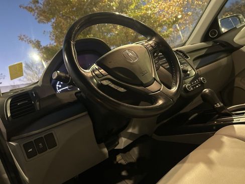 Used 2017 Acura RDX AWD image 11