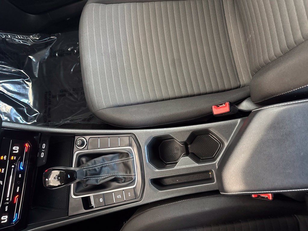 Used 2025 Volkswagen Jetta S FWD image 16