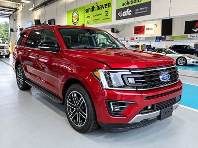 Used 2019 Ford Expedition Limited w/ Equipment Group 303A