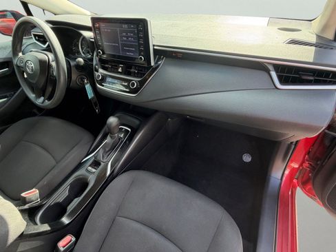 Used 2020 Toyota Corolla LE FWD image 16