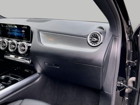 Used 2021 Mercedes-Benz GLA 250 image 18