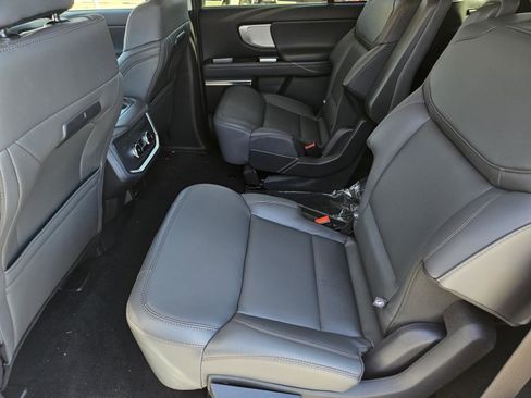 New 2025 Ford Expedition Active RWD image 28