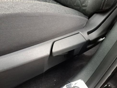 New 2026 Nissan Kicks SV w/ SV Premium Package image 26