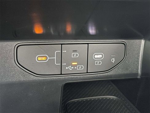 Used 2025 Kia Sorento S w/ Panoramic Sunroof Package image 26