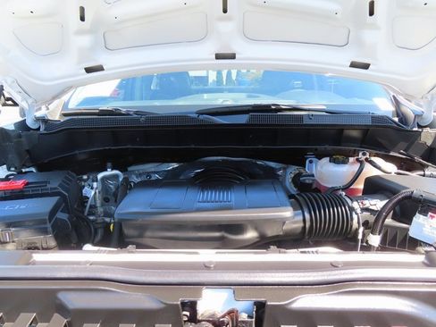 Certified 2024 Chevrolet Silverado 1500 W/T w/ WT Value Package image 31