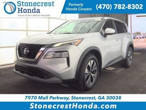 Used 2023 Nissan Rogue SV image 1