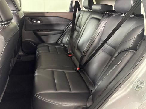 Used 2023 Nissan Rogue SL w/ SL Premium Package FWD image 13