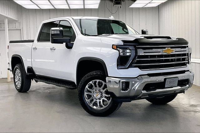 Certified 2024 Chevrolet Silverado 3500 LTZ w/ LTZ Plus Package AWD/4WD image 35