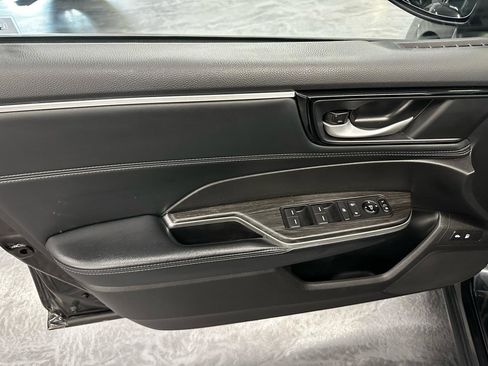 Used 2018 Honda Clarity Plug-In Hybrid image 9