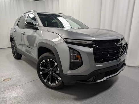 New 2027 Chevrolet Equinox RS AWD/4WD image 2