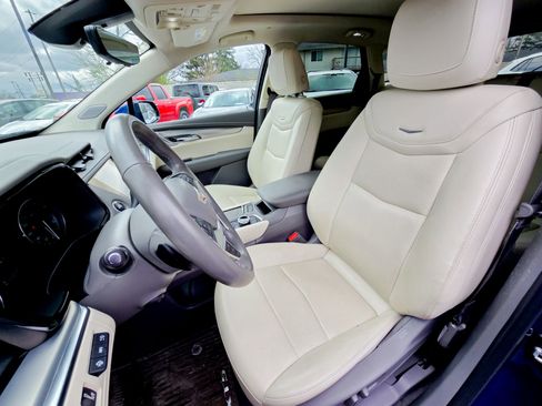 Used 2023 Cadillac XT5 Premium Luxury w/ Technology Package image 24
