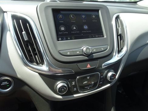 Used 2019 Chevrolet Equinox LS w/ LS Convenience Package FWD image 18