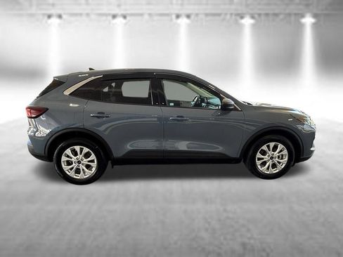 Used 2023 Ford Escape Active FWD image 3