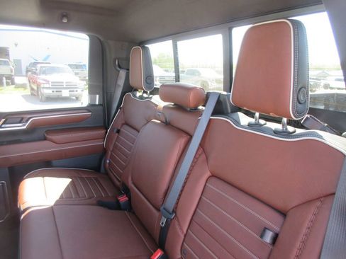 New 2026 GMC Sierra 3500 Denali Ultimate AWD/4WD image 13