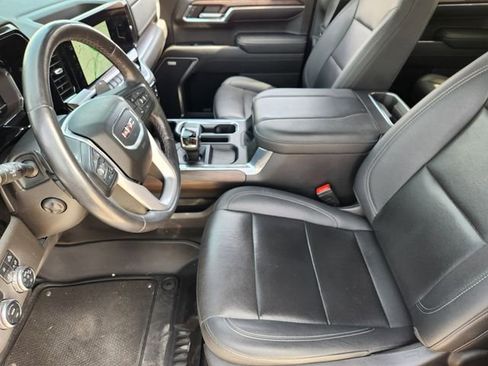 Used 2023 GMC Sierra 1500 SLT image 13