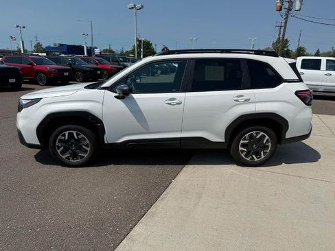 Used 2026 Subaru Forester Premium AWD/4WD image 4