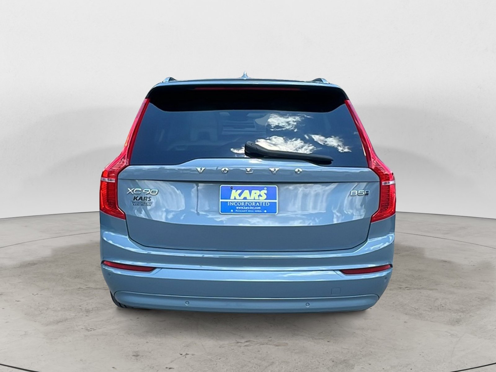 Used 2023 Volvo XC90 B5 Core AWD/4WD image 5