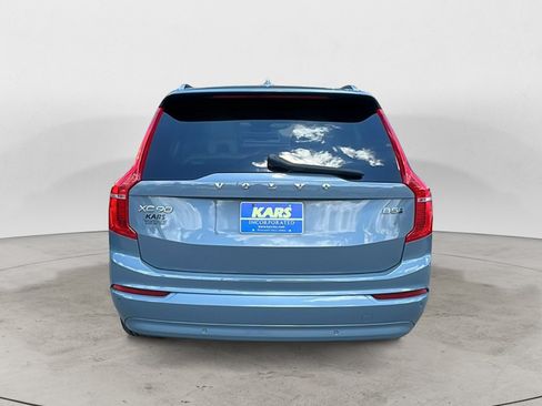 Used 2023 Volvo XC90 B5 Core AWD/4WD image 5
