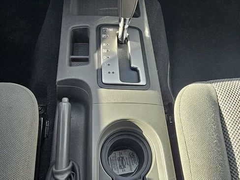 Used 2019 Nissan Frontier S image 12