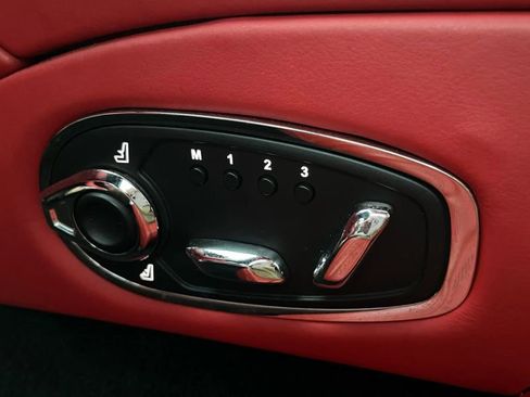 Used 2018 Aston Martin DB11 V12 image 22