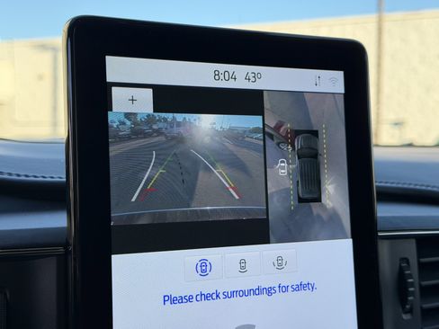 Certified 2022 Ford Explorer Platinum w/ Equipment Group 601A image 20