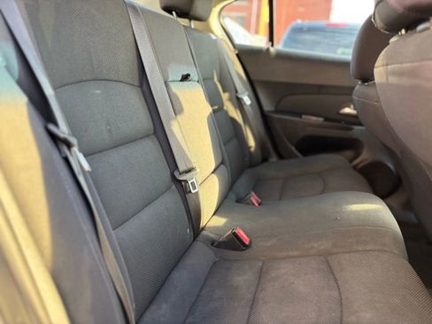 Used 2012 Chevrolet Cruze LT image 14