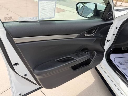 Used 2020 Honda Civic Sport image 16