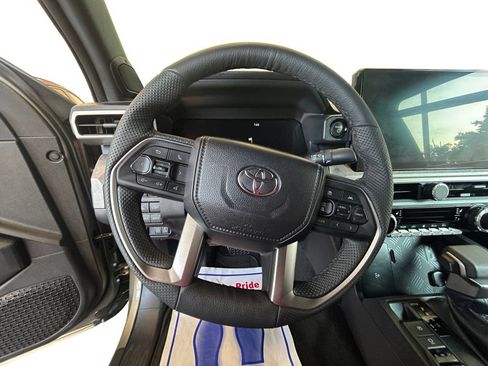 Used 2025 Toyota Tacoma 4x4 Double Cab Hybrid image 12