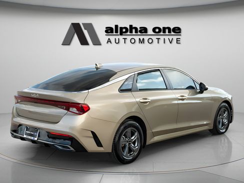 Used 2022 Kia K5 LXS FWD image 8