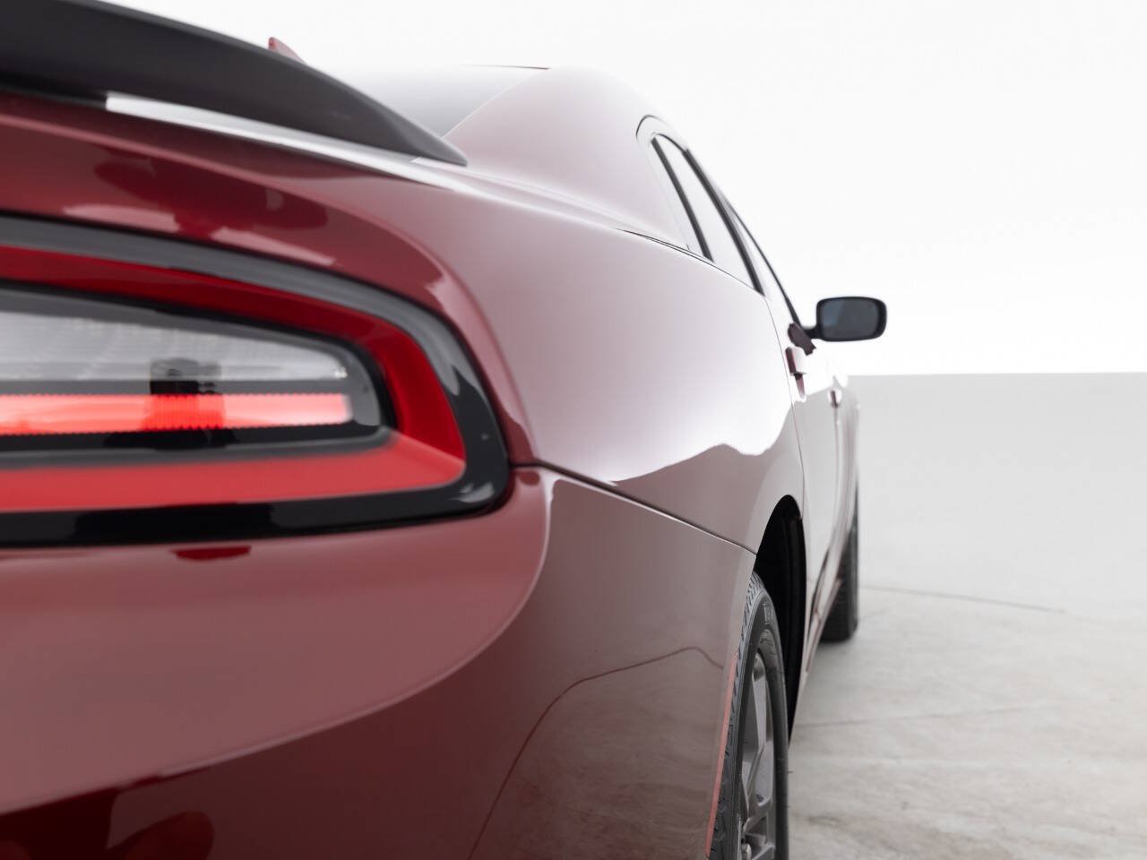 Used 2018 Dodge Charger GT w/ Blacktop Package AWD/4WD image 14