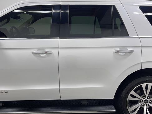 Used 2020 Ford Expedition Platinum AWD/4WD image 14