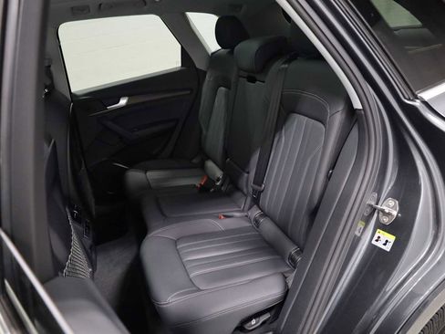 Used 2023 Audi Q5 2.0T Premium w/ Convenience Package image 33