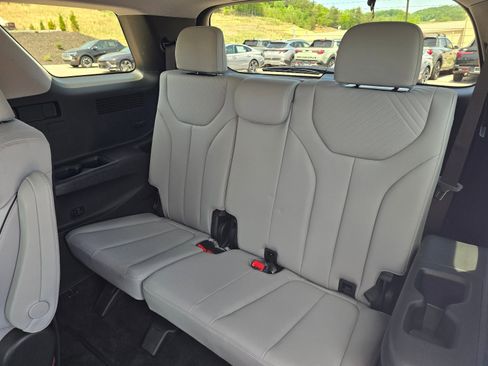 Used 2025 Hyundai Palisade SEL FWD image 10